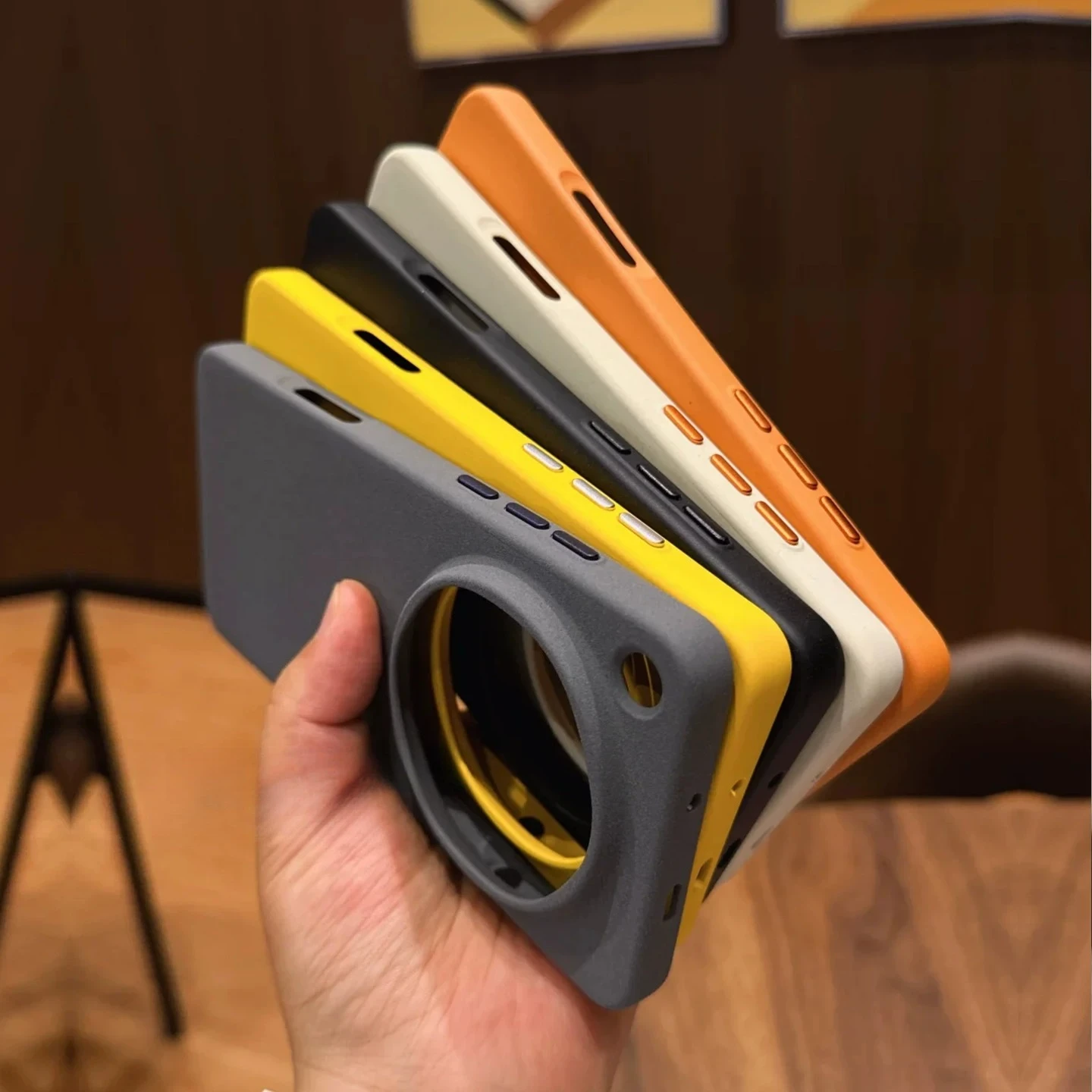 Etui na OPPO Find X9 Ultra, twarde PC, z wbudowanym magnesem, luksusowe, minimalistyczne, matowe etui na telefon, obudowa/bumper na OPPO Find X9 Ultra 5G