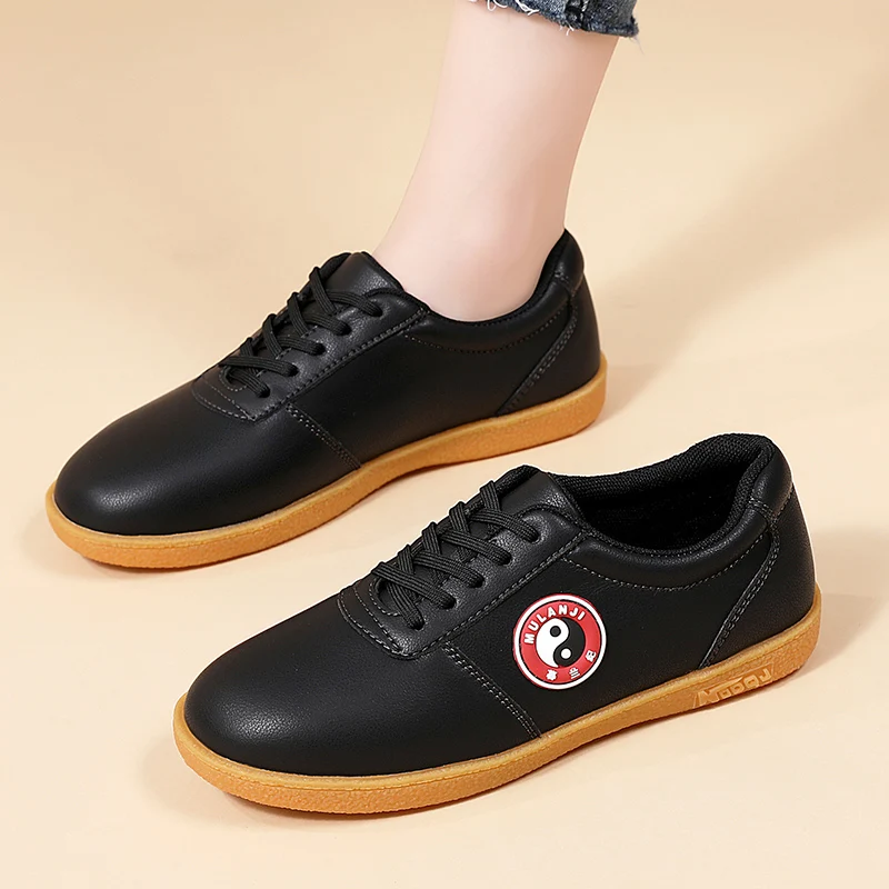 Hot-selling Summer New Arrivals Unisex Breathable Martial Arts Shoes Tai Chi Sports Shoes Non-slip Martial Arts Training Shoes