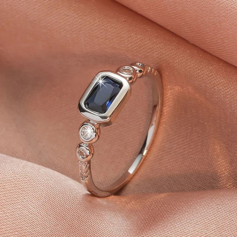 Huitan Edle Rechteckige Blaue Zirkonia-Ringe für Frauen Silberfarben Hochzeit Jubiläum Party Einfacher Eleganter Damenschmuck – Detail 4