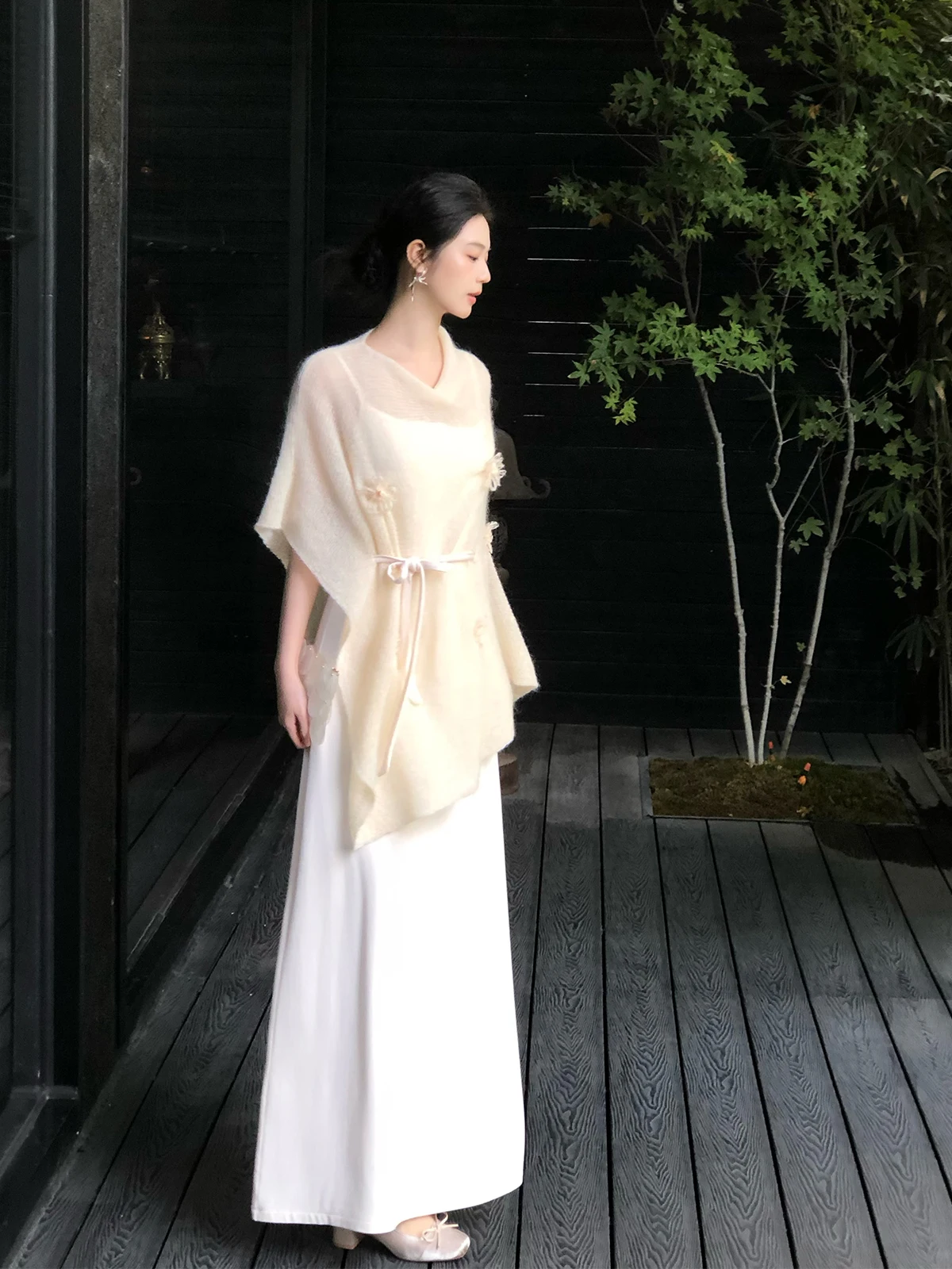 

Белое драпированное длинное платье с V-образным вырезом, вязаное, из смесовой ткани (полиэстер, шерсть, кашемир), повседневное/вечернее