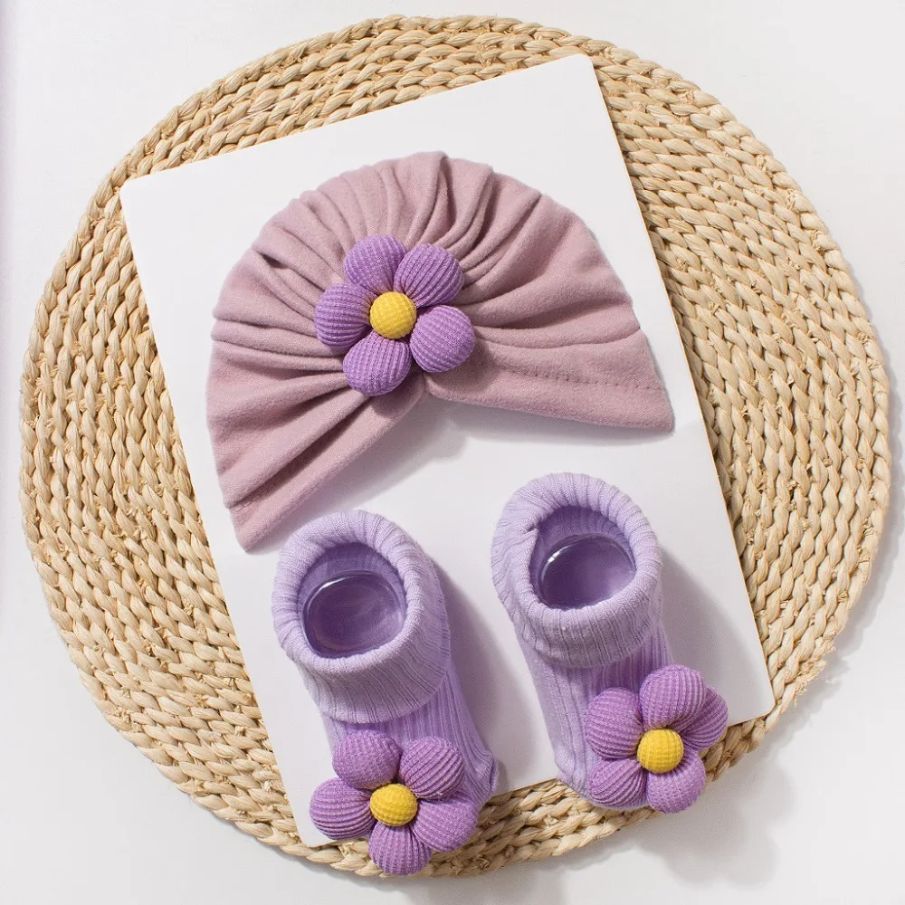 

Sweet Big Flower Baby Hat Socks Set Comfortable Soft Knit Newborn Hat with Socks Non-Slip Breathable Toddler Turban 0-3 Year