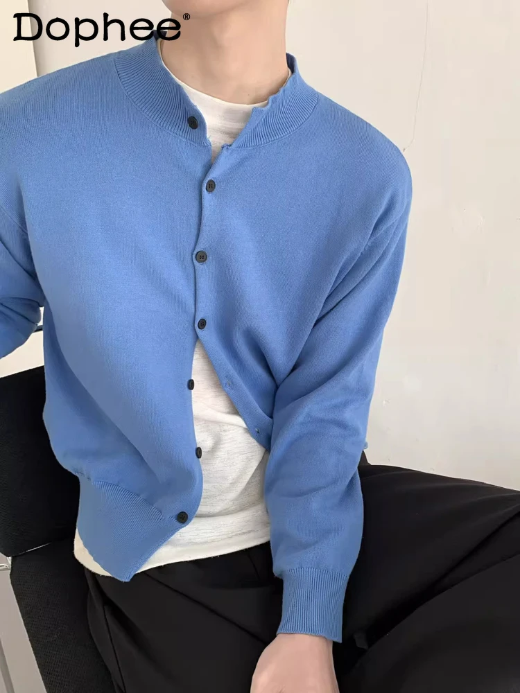 

Модный вязаный кардиган с воротником-стойкой для мужчин и женщин, весна 2026, новинка, высококачественный стильный однотонный свитер, простой, удобный, шикарный, элегантный.