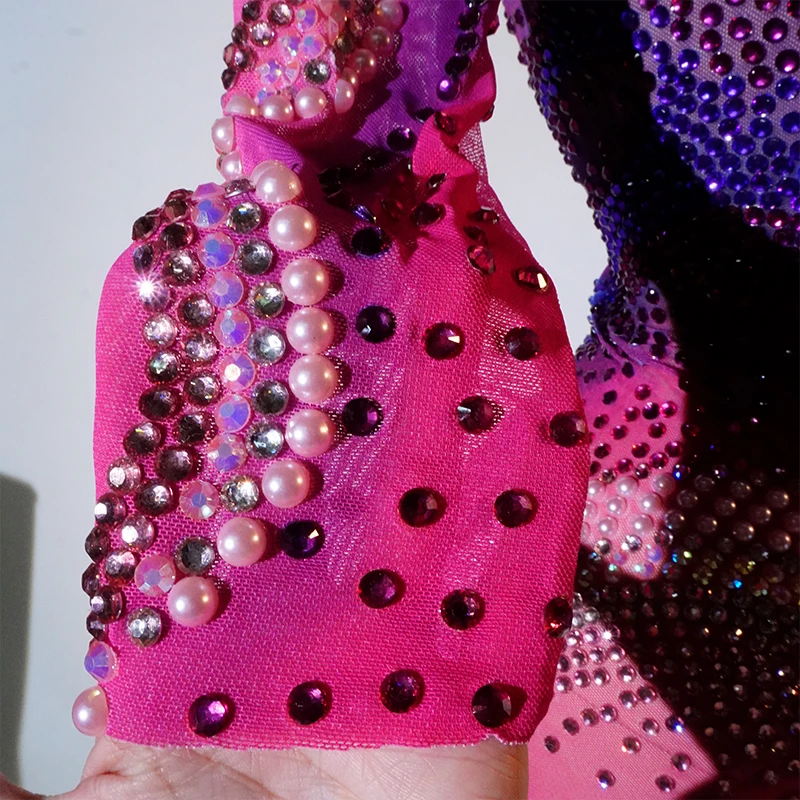 스파클 전체 라인 석 바디 슈트 섹시한 핑크 배 클럽 파티 생일 드래그 퀸 DS 폴 댄스 의류 가수 무대 공연