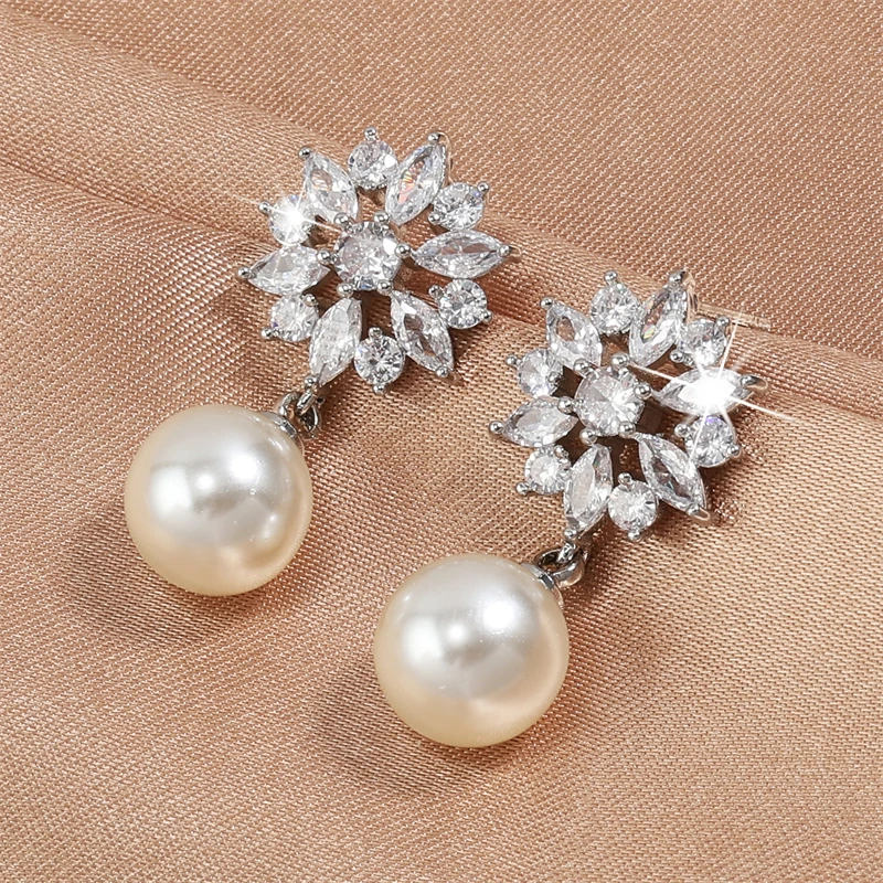 UILZ Shinng Zircon Leaf Stud Earring For Women Fashion Simulated Pearl Earrings Wedding Jewelry