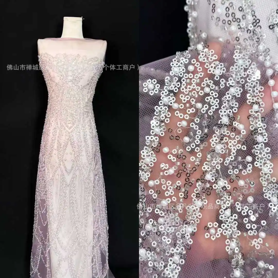 

Элитная кружевная ткань с вышивкой жемчужными бусинами во французском стиле для индивидуального пошива свадебных платьев и свадебных нарядов своими руками