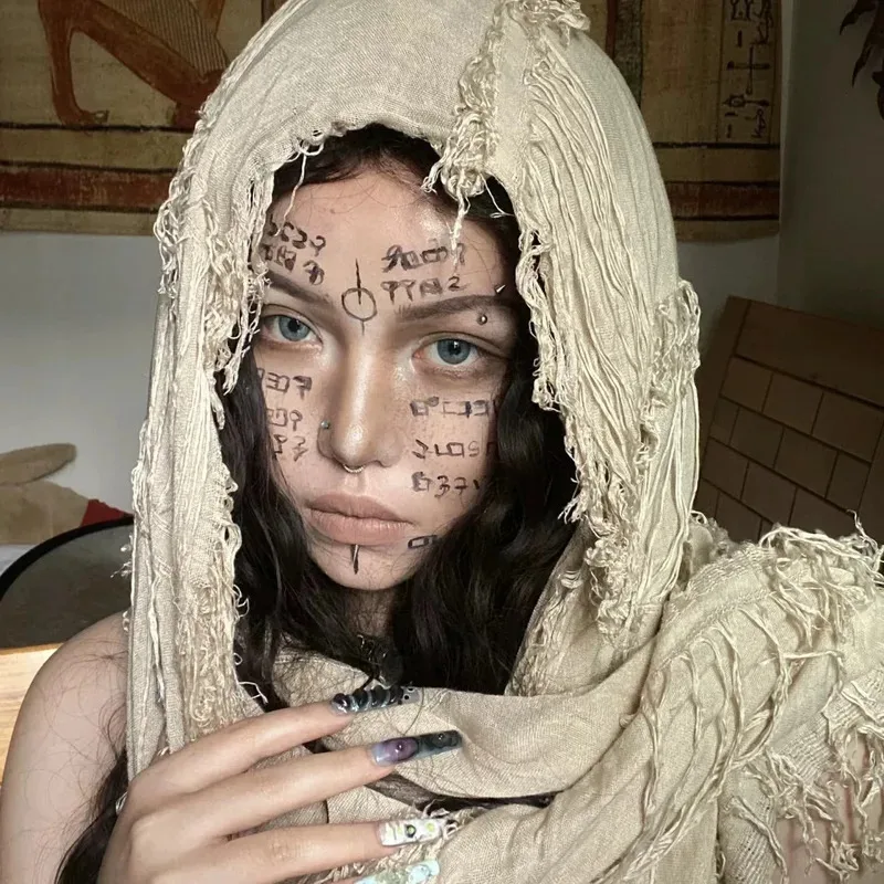 

Ripped Hole Tassel Hip Hop Punk Scarf Women Cotton Linen Gothic Vintage Hijab Ethnic Style Techwear Cape