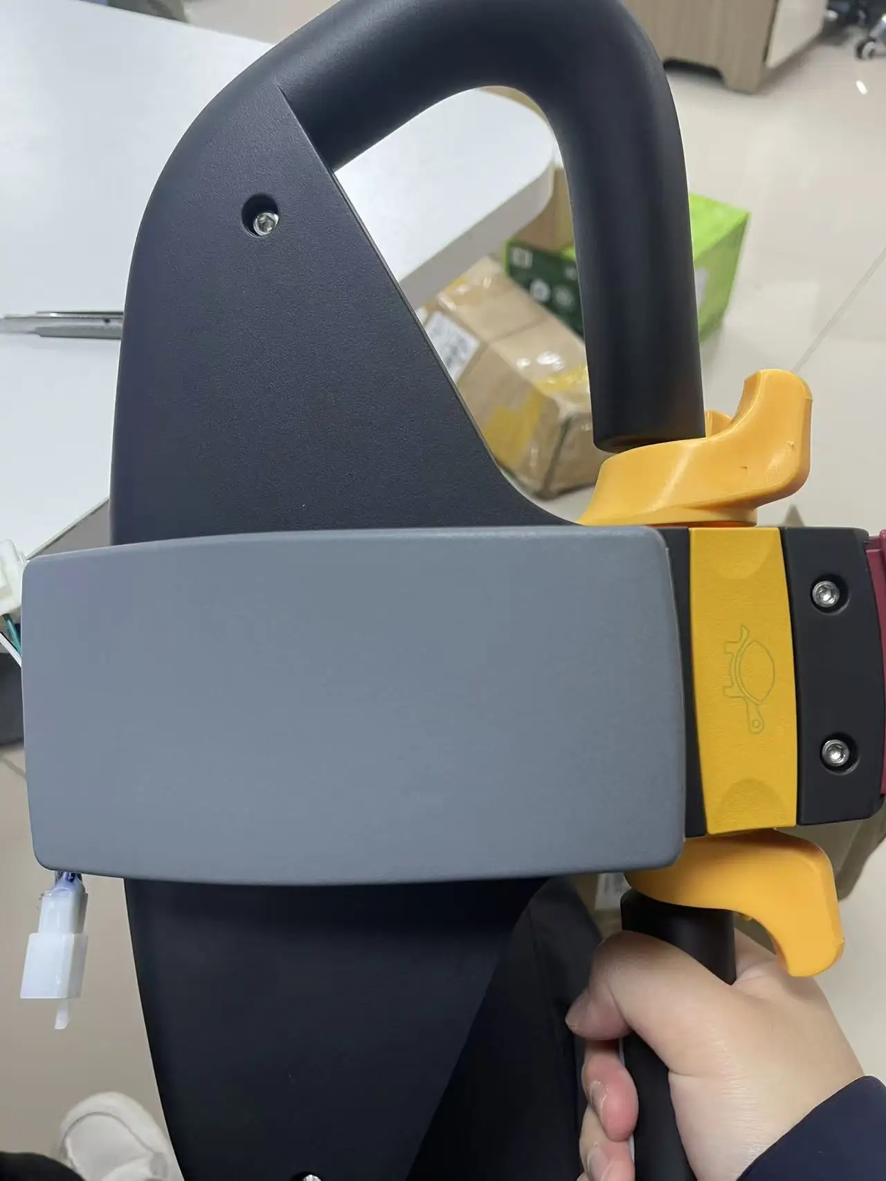 الصين صنعت TEMO-600 FREI مقبض رافعة شوكية شاحنة البليت