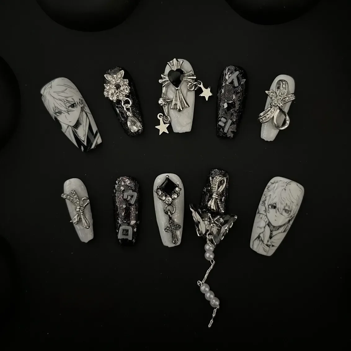 

Аниме BLUE LOCK Seishiro Nagi Косплей Ручная работа Нажмите на ногти Мультфильм Ручная роспись ногтей Тип патча Носимый маникюр Рождество