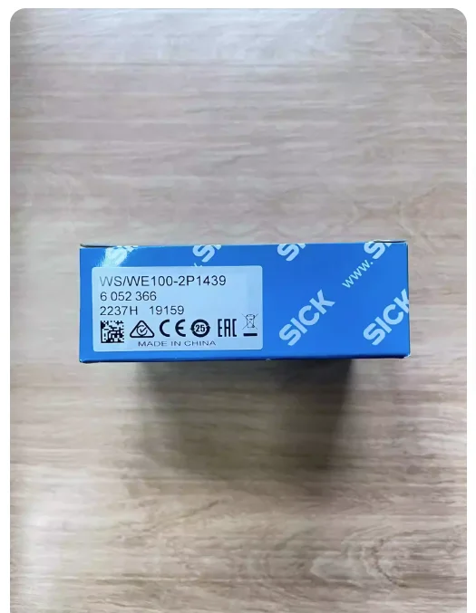 

WS/WE100-2P1439 Order number: 6052366 Photoelectric sensor