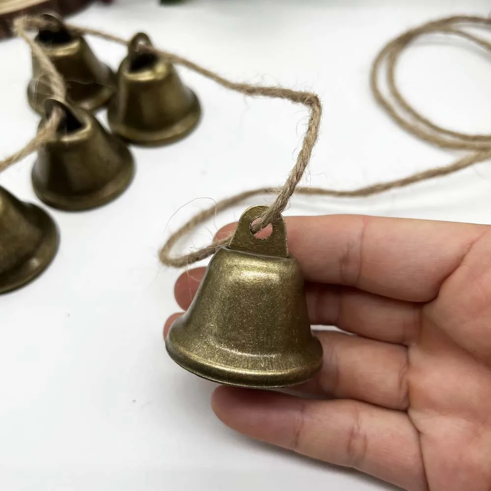 5pcs Retro Bell Ornaments for Christmas Tree Christmas Bells for Decoration Rustic Bells Vintage Decor Chime Bell Pendant Bells