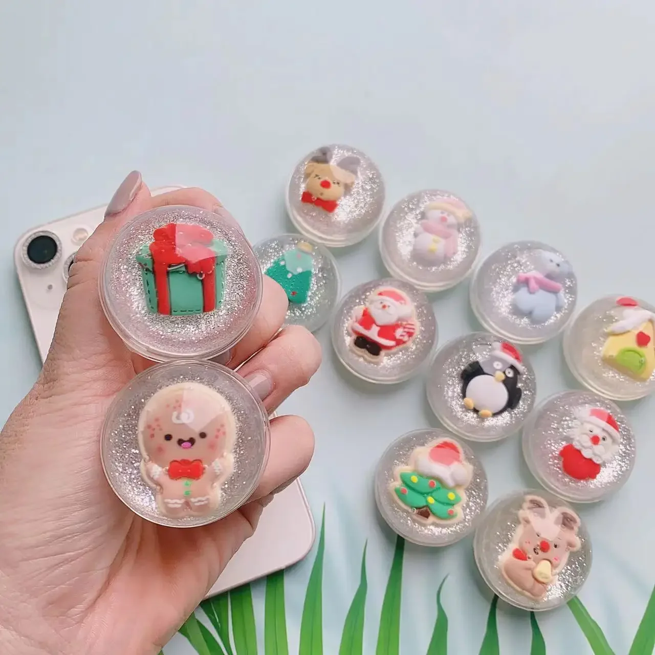 

New Christmas Glitter Crystal Ball Mobile Phone Holder DIY Cartoon Christmas Tree Extensionable Desktop Bracket