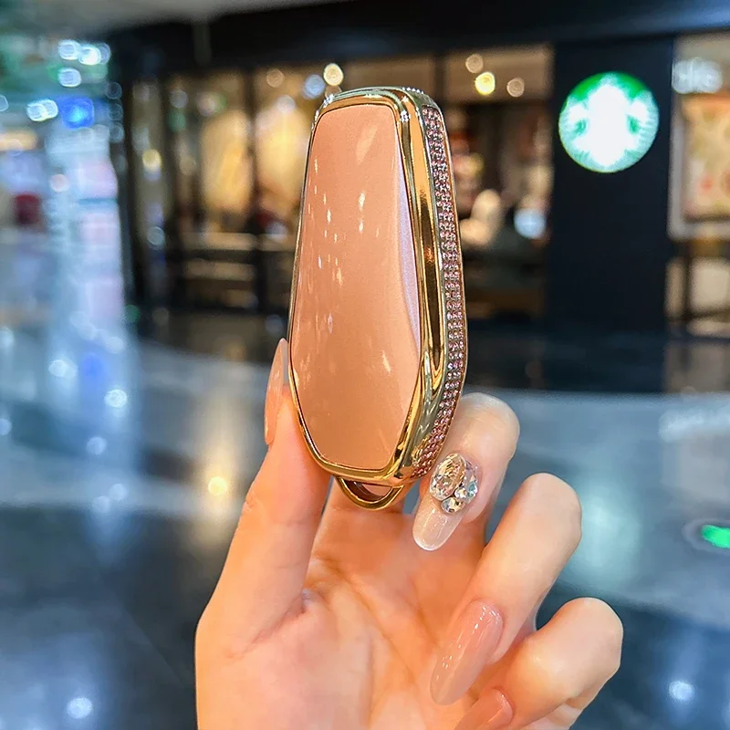 

For BYD series car key bag Love heart charm Butterfly Exquisite fashion car accessories High-end car key case