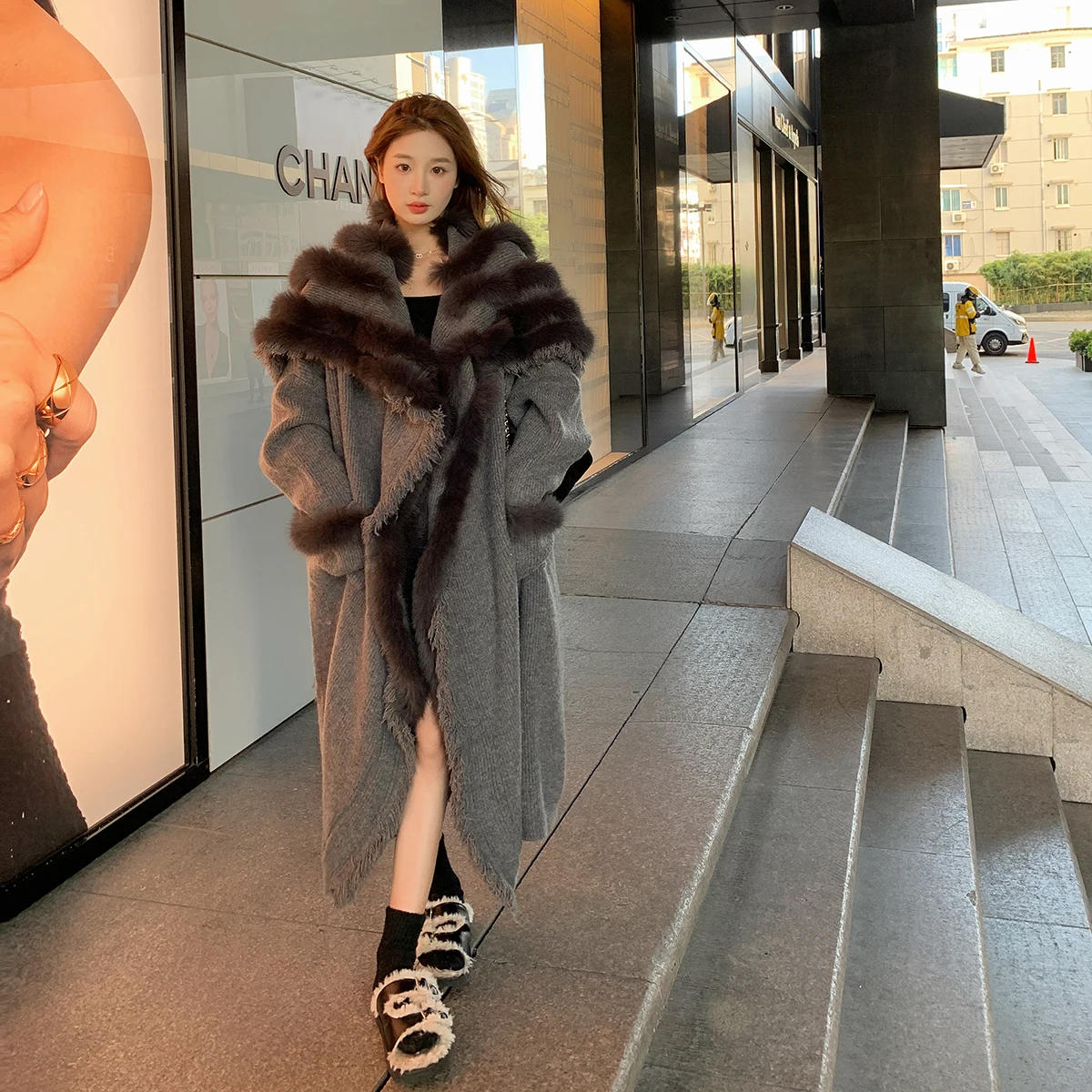 Women's Clothing Large Lapel Sweater Cardigan For Women Autumn Winter 2023 New Style Imitation Fox Fur Long Elegant Knitted Coat