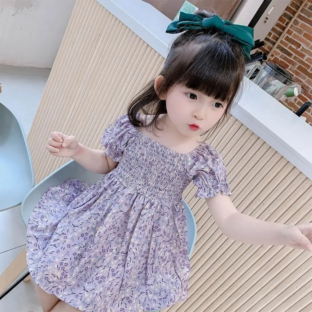 

Sweet Puff Sleeve Girls Floral Dress Flower Loose Summer Kids Dresses Square Neck Pleated Children Princess Dress Holiday
