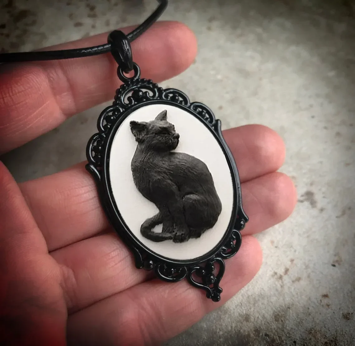 Gothic Black Cat Cameo Charm Necklace Pendant Necklace Mystic Witch Jewelry Gift Accessories Rope Chain Goth Choker Jewelry Gift