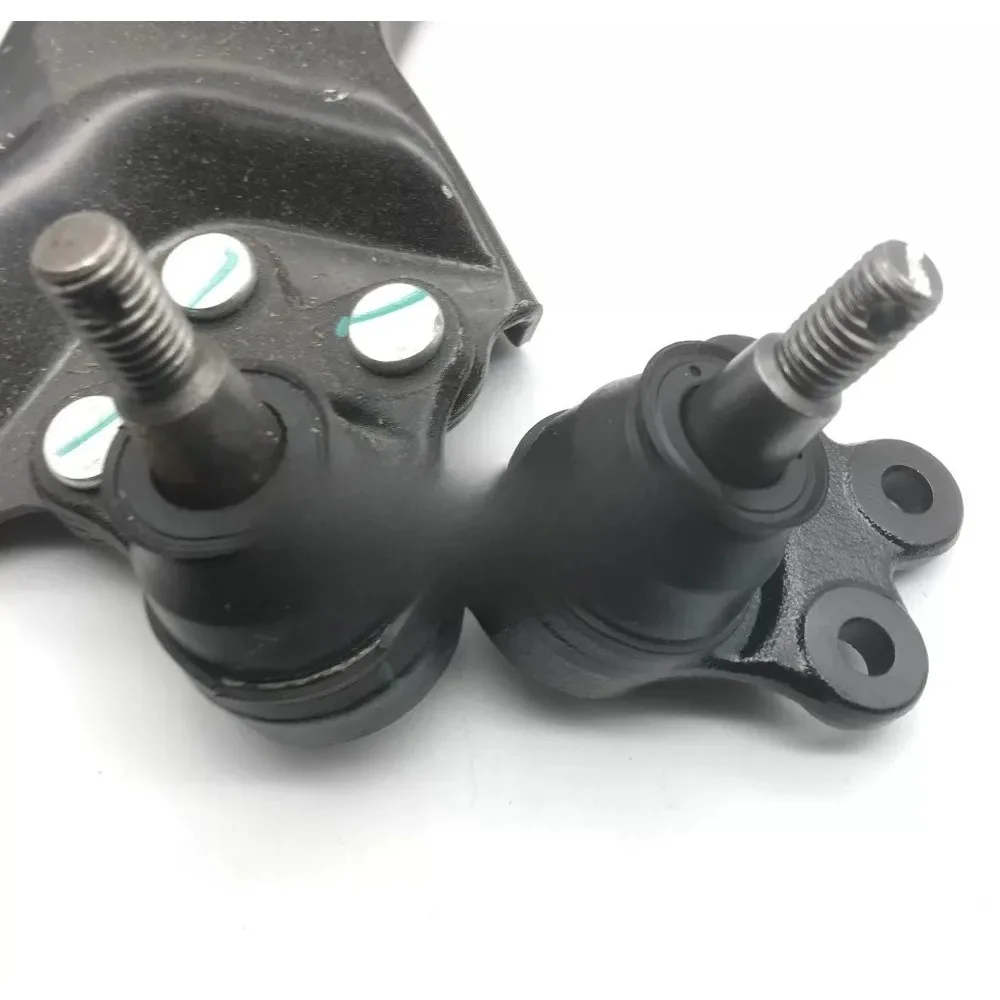 

For Chevrolet Captiva Front Lower Arm Suspension Triangular Lower Ball Head Genuine