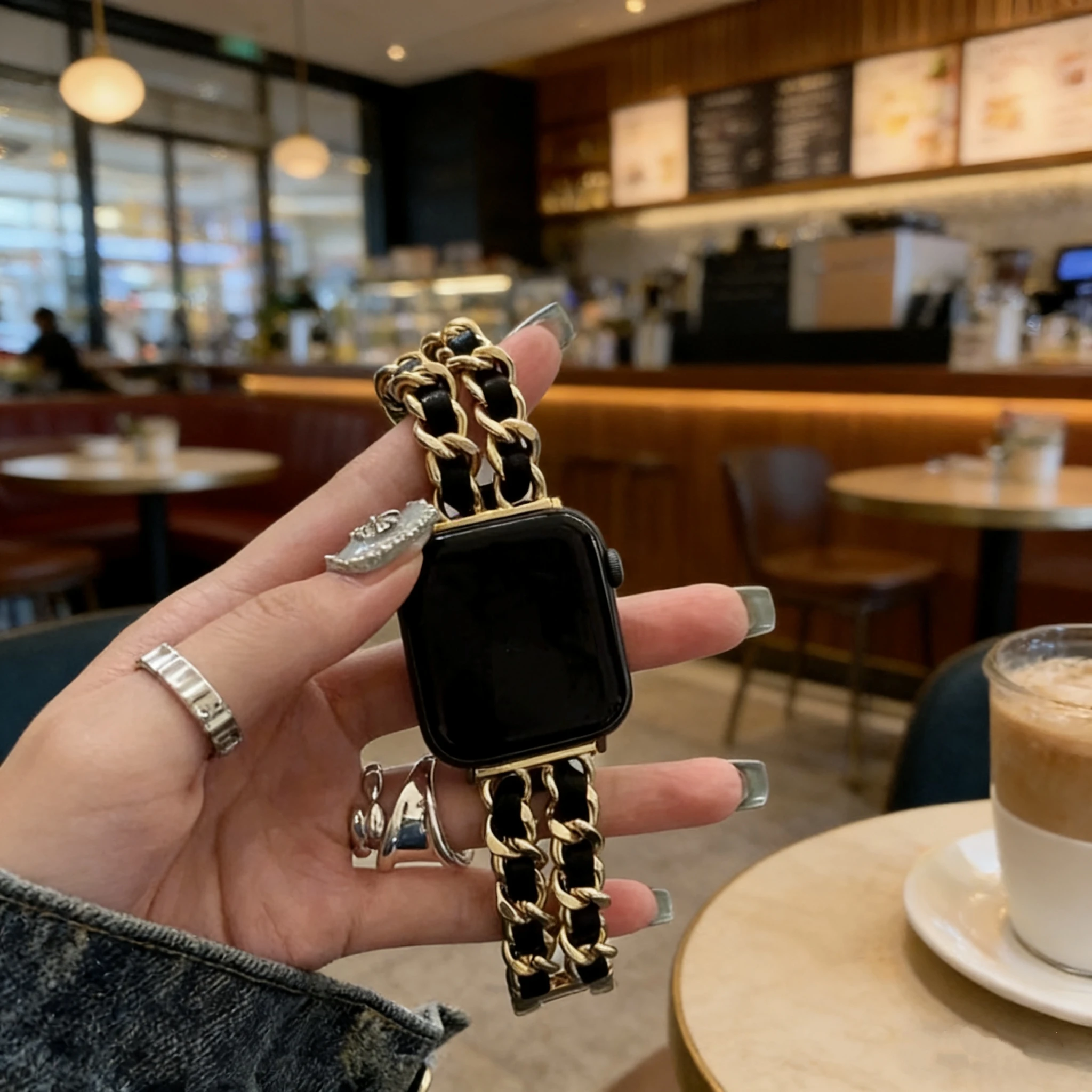 

Nice Leather Stainless steel bracelet link For Apple Watch band Series 11/8/7/6/10/9 40mm 41mm 38mm 42mm 44mm 45mm 46mm Strap