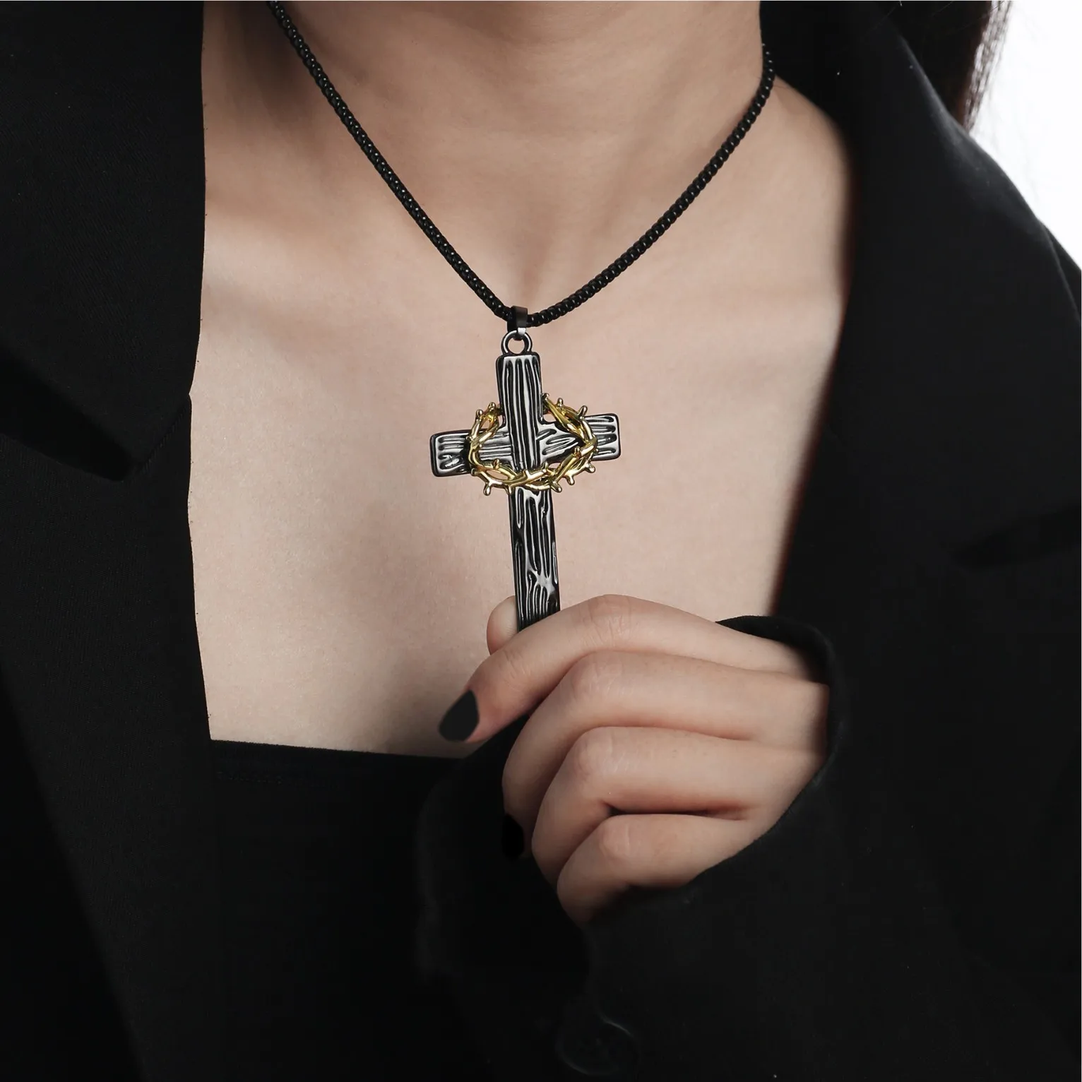 Man Woman Thorn Crown Cross Necklace personality Jewelry Fashion Streetwear Necklaces&Pendants Hiphop Snake Chain Charms Gifts