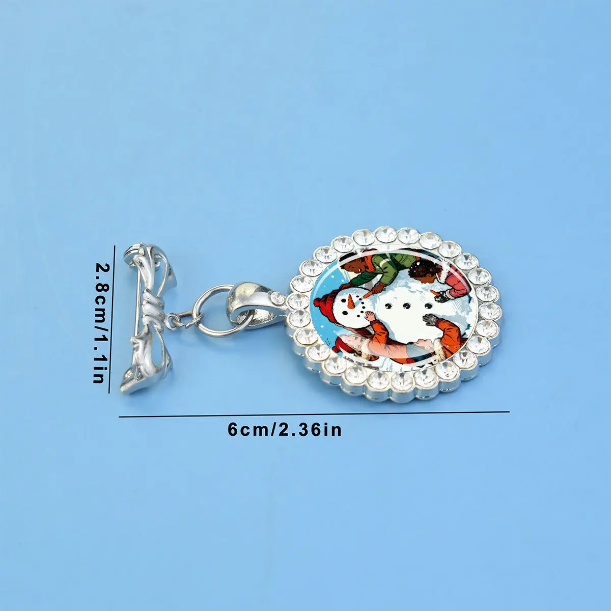 1PC Snowman pattern circular glass brooch, paired with synthetic zircon decorative pendant, suitable as a Christmas party gift