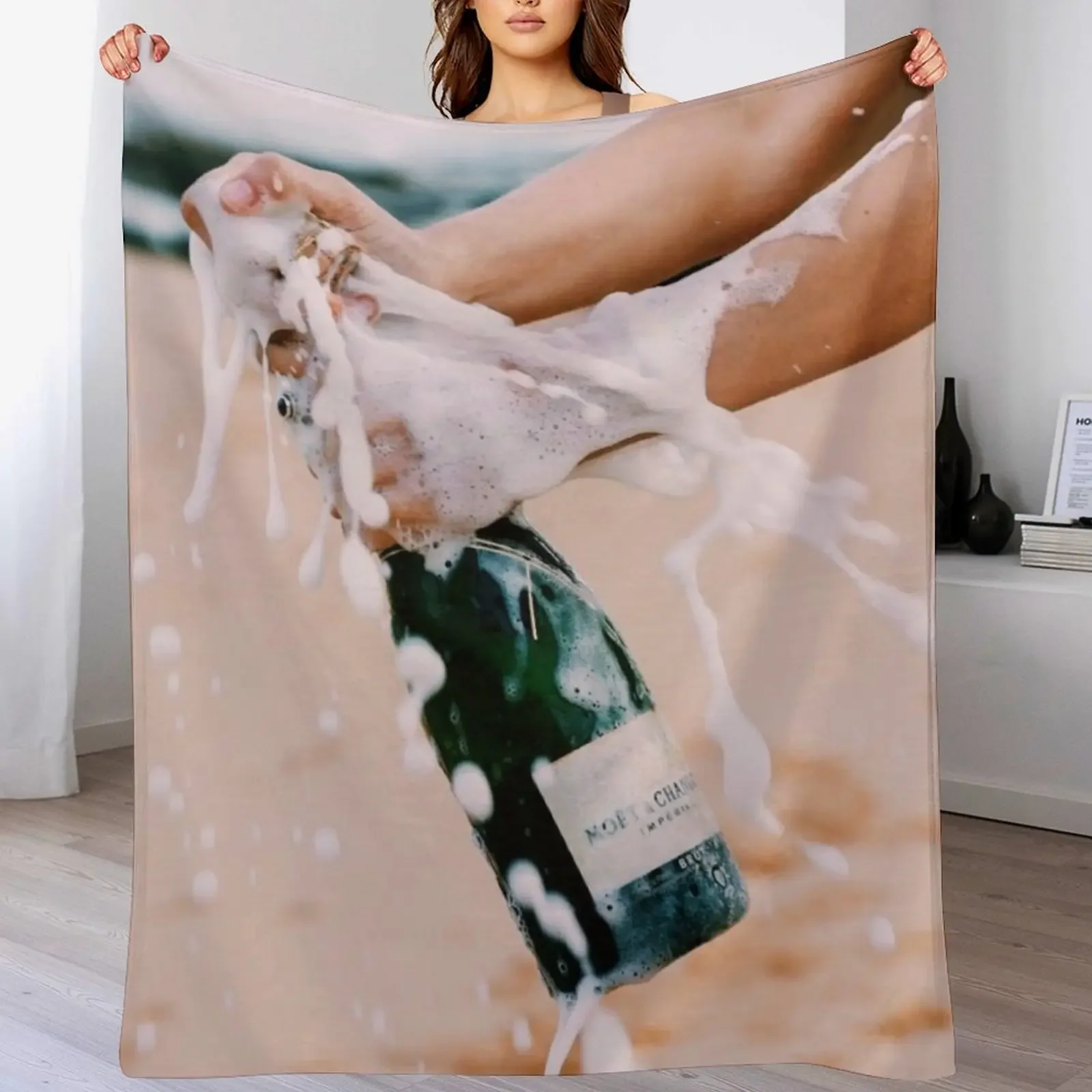POPPIN BOTTLES Throw Blanket Plush Fuzzy Cozy Blanket for Couch Sofa