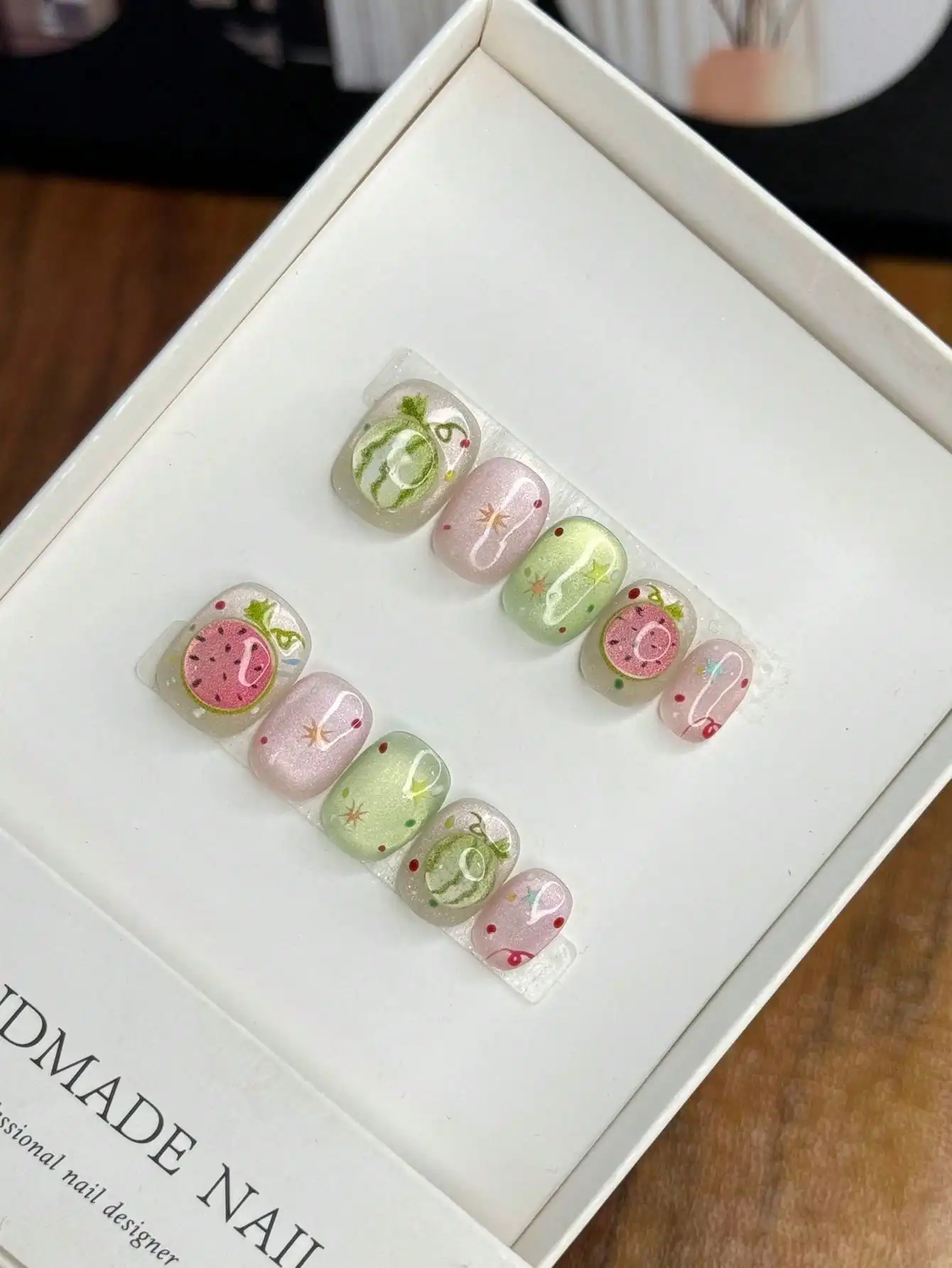 

Cute Watermelon Shaped Nail Stickers, Short Round Press-On Nails Handmade Press On Nails