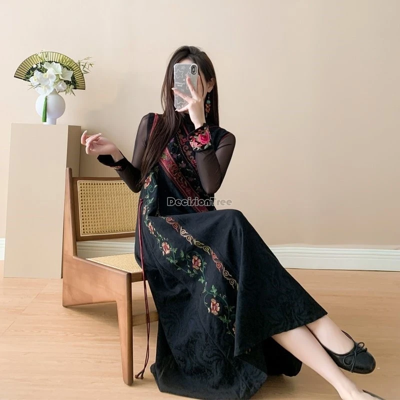 Original ethnic style jacquard cotton linen robe female embroidered retro national dress women't brethable spring/summer dress view 3