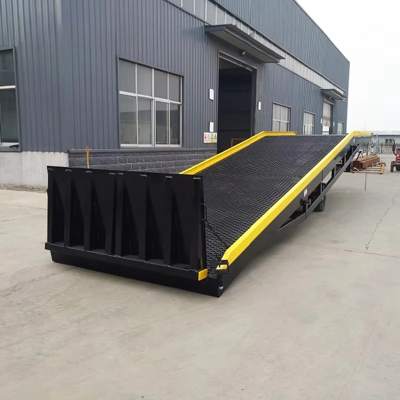 Manual Hydraulic Mobile Dock Ramp Mobile Boarding Bridge for Small Logistics Warehouse