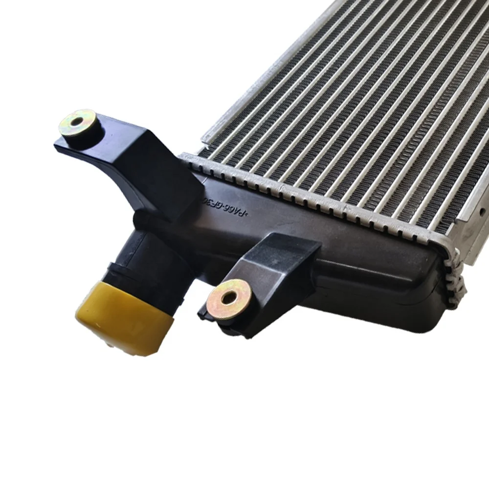 For L200 4D56 New Arrival Stock Auto Engine Car Intercooler High Quality OEM MN135001