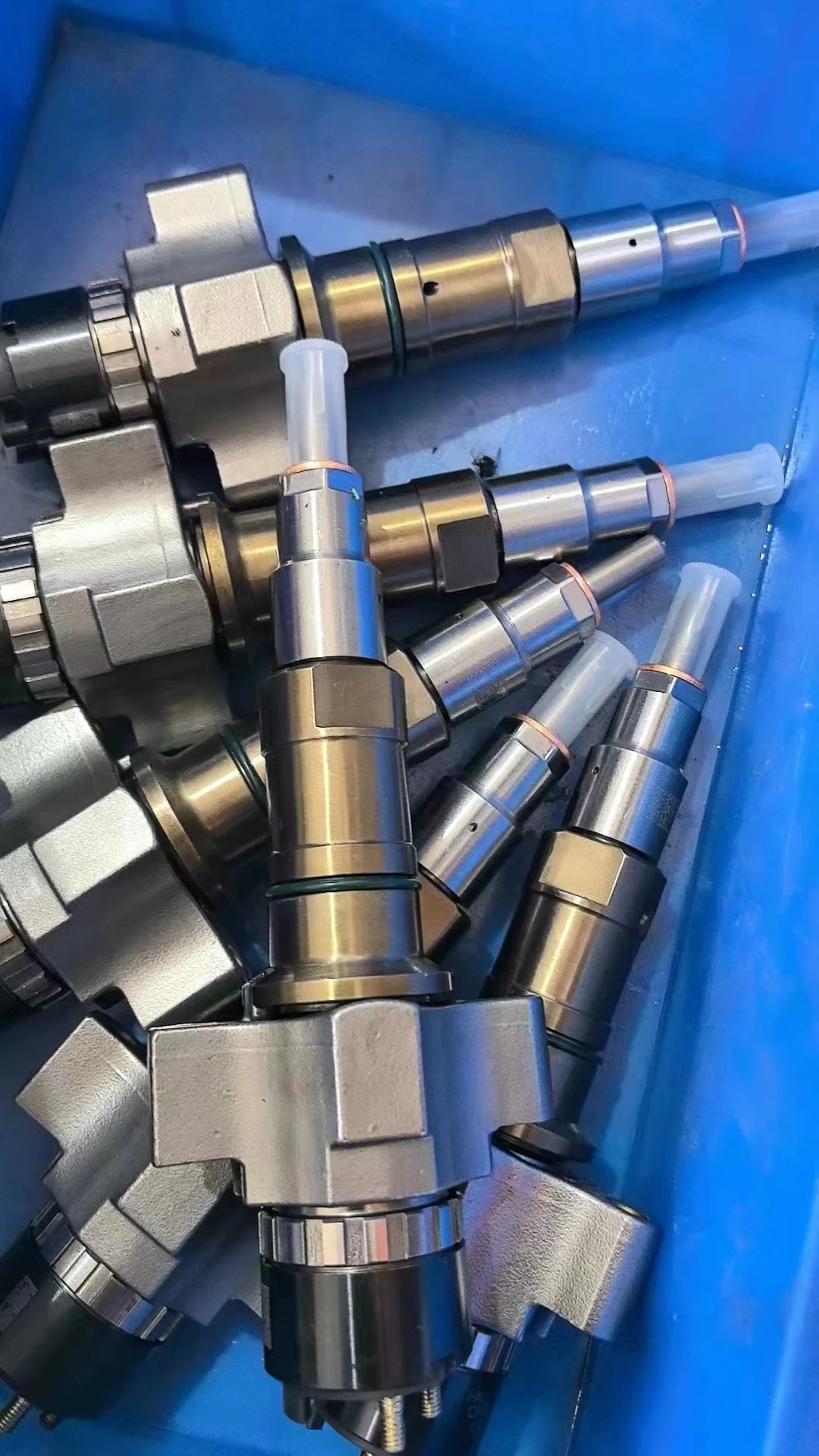 Common-Rail-Injektor 4327072 4384165   Für Cummins ISC8.3 ISL9.5 Motor Diesel Einspritzdüse 4327072 4384165 2897414