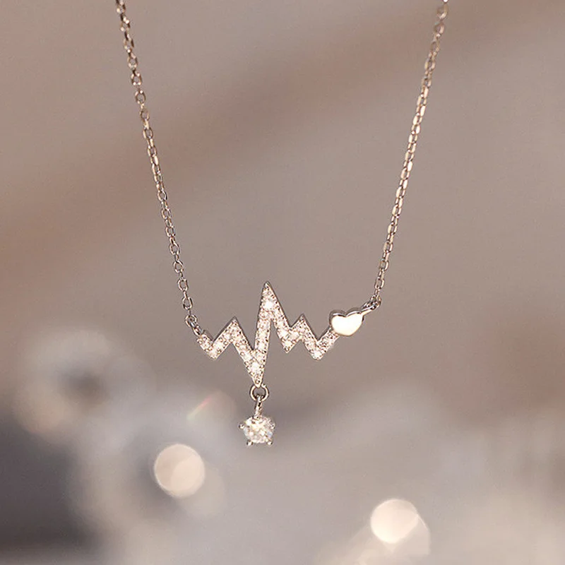 Fashionable “Beating Heart” Pendant Necklace for Women Minimalist Electrocardiogram Design Luxury Women’s Jewelry Elegant Gift