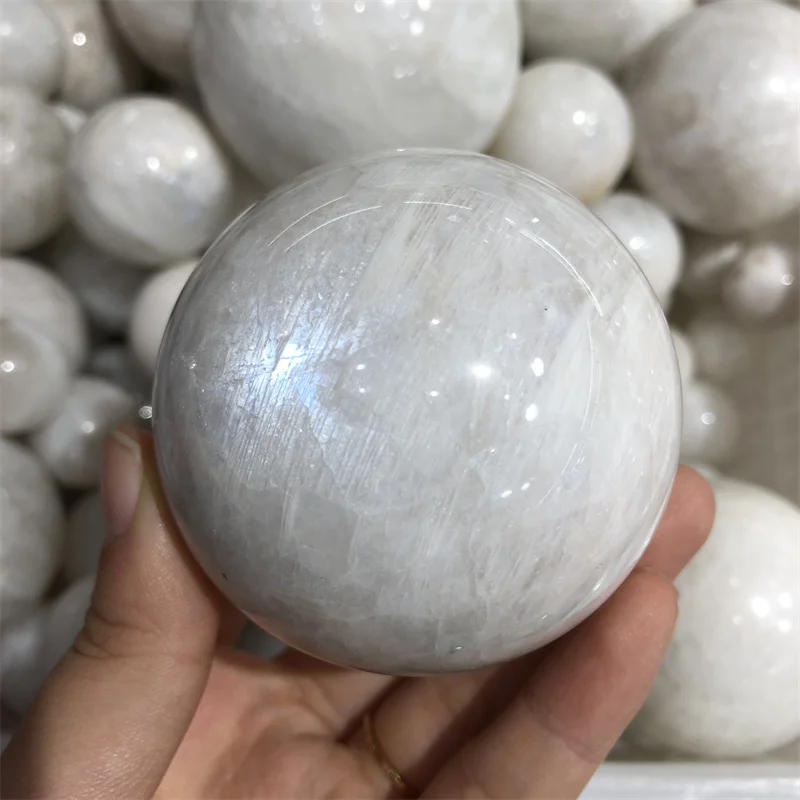 6CM Natural White Moon Stone Sphere Healing Reiki Home And Office Stylish And Exquisite Decoration 1PCS