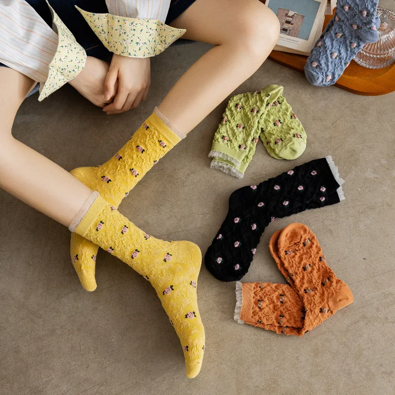 

2022 New Autumn Winter Women Socks Floral Long Socks Casual Japanese Fashion Socks harajuku funny socks Sweet Style girl socks