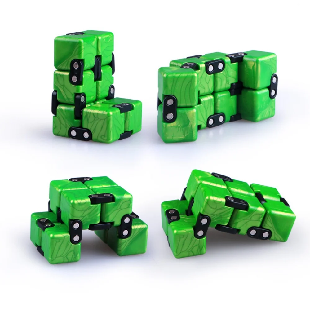 QiYi Speed Cube Crazy Cube 2x2x2 Infinite Magic Infinite Infinite Cube Relax alleviare la pressione 2 strati Cube Puzzle Toys For Children Gift