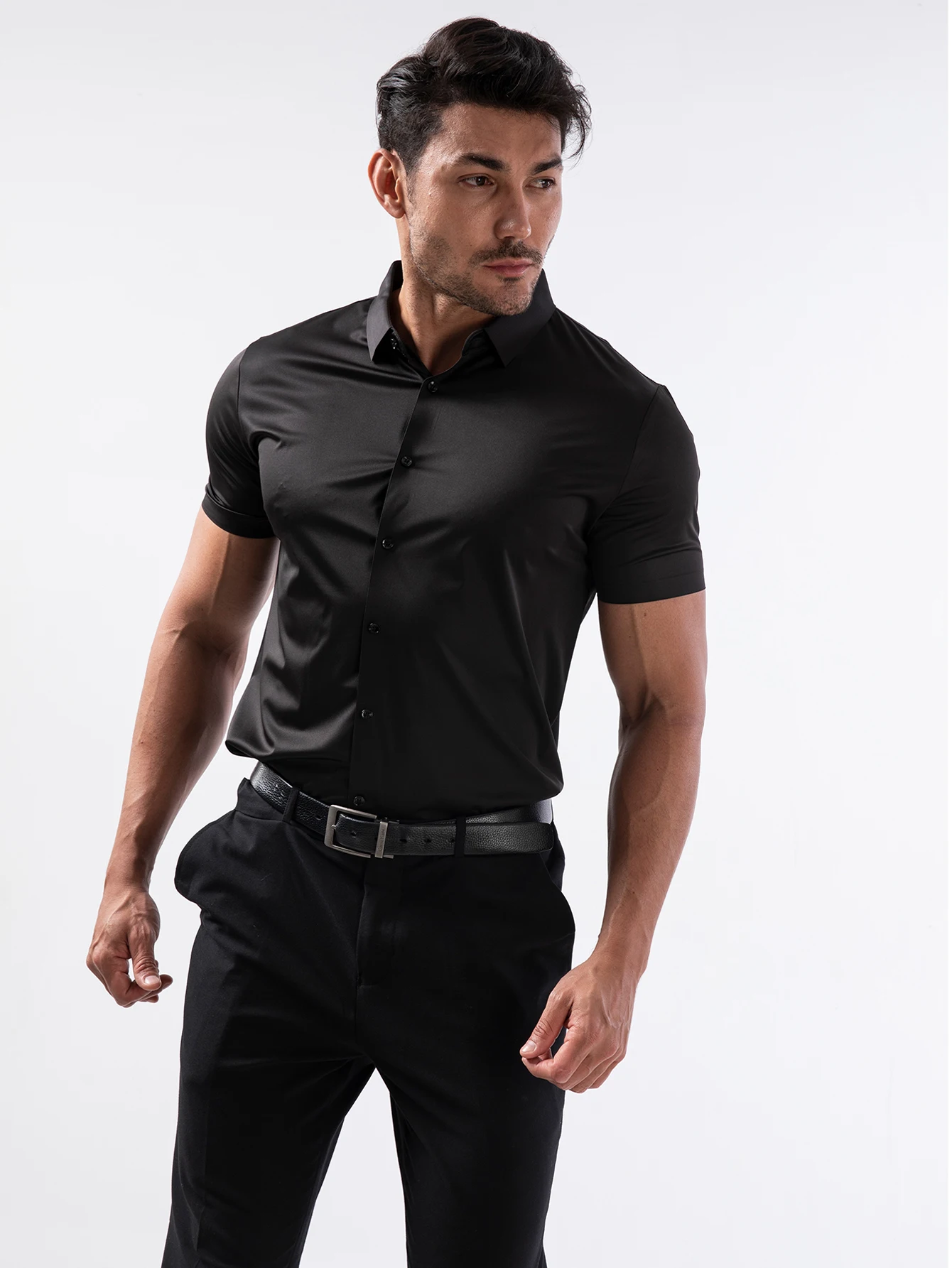 

Summer High Elasticity Men's Ice Silk Short Sleeve Shirt No-Ironing plus Size Thin Pure Color Casual Wear for plus Size Men