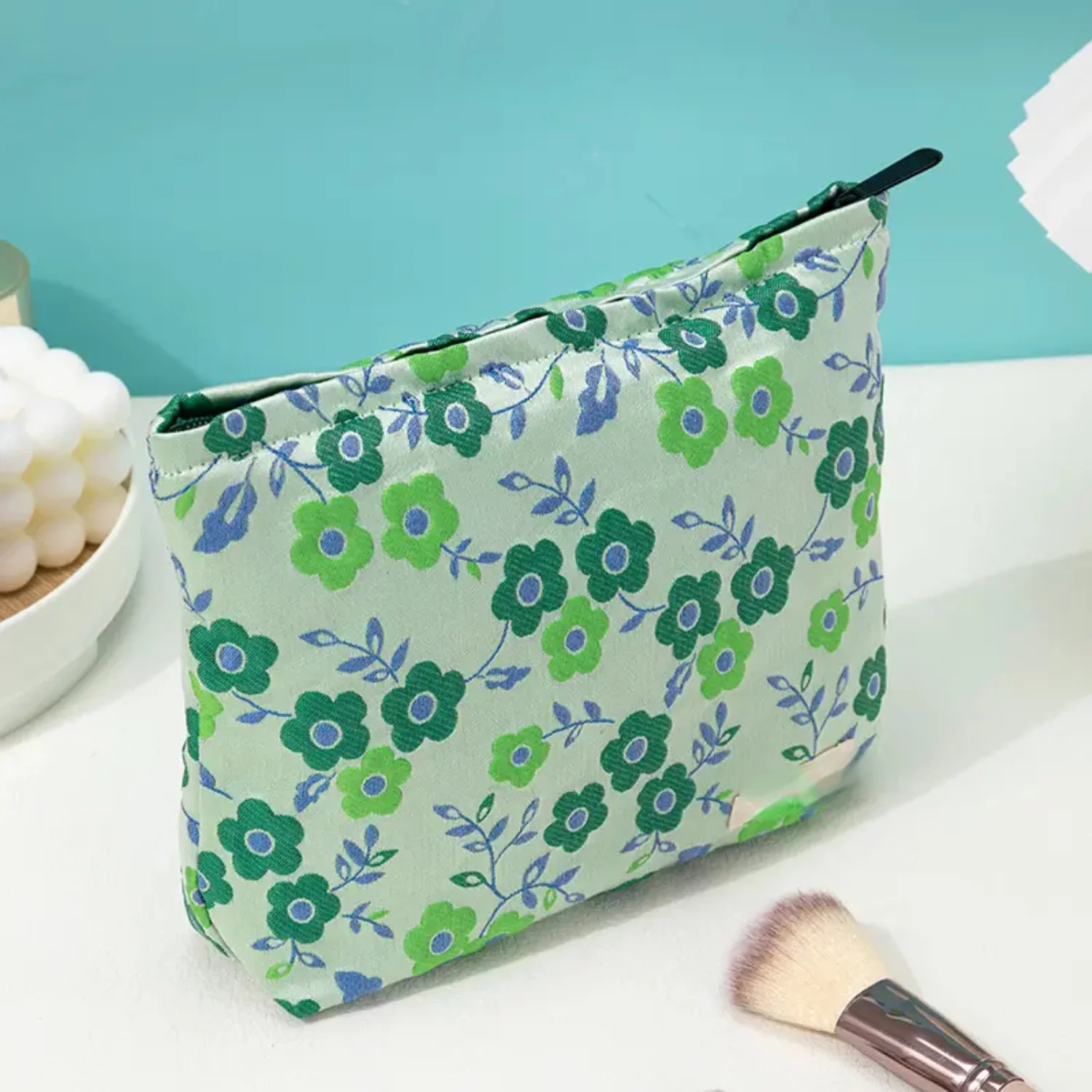 Green Flower Ins Makeup Bag Cosmetic Bag Toiletry Bag - Stylish and Functional Travel Organizer for Essential Beauty Products