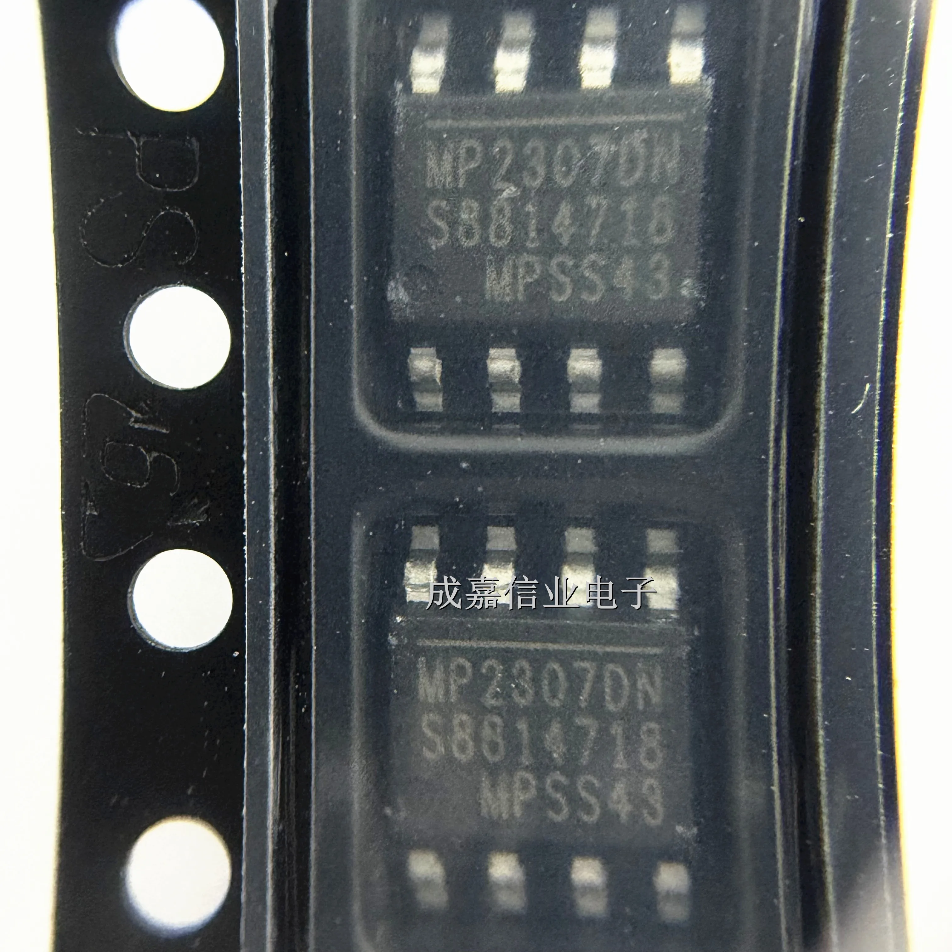 10 ชิ้น/ล็อต MP2307DN-LF-Z SOP-8 MP2307DN Switching Voltage Regulators 3A 23V อุณหภูมิในการทํางาน:- 40 C- + 85 C