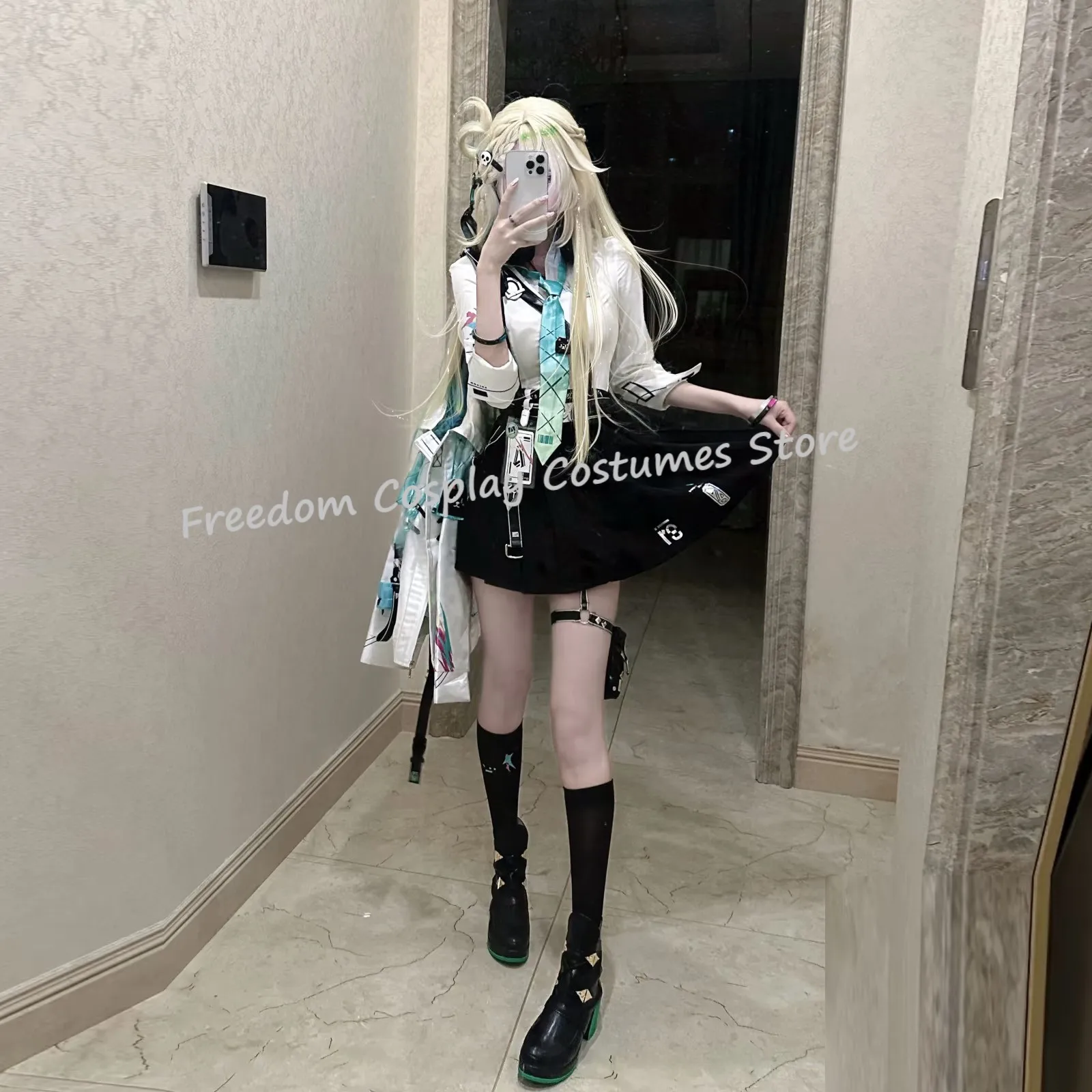 Game Wuthering Waves Lynae Cosplay costume Wig Woman sexy jk School Uniforms accessories Lynae Halloween party suit view 3