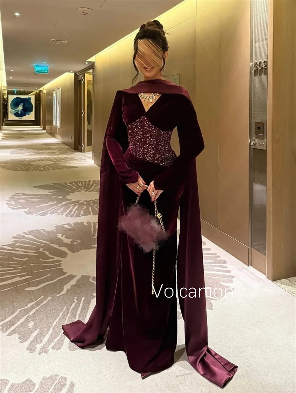 Pastrol – robe longue en velours à paillettes, personnalisée, plissée, droite, col en v, Quinceanera, Occasion sur mesure, haute qualité