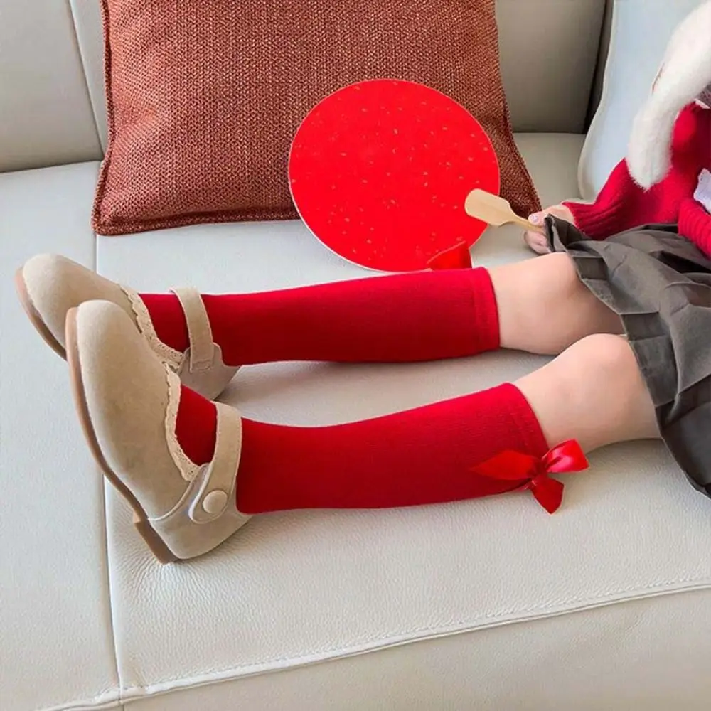 

Кавайные хлопковые новогодние красные носки, удобные чулочно-носочные изделия с милым бантом для принцессы, гольфы средней длины для девочек