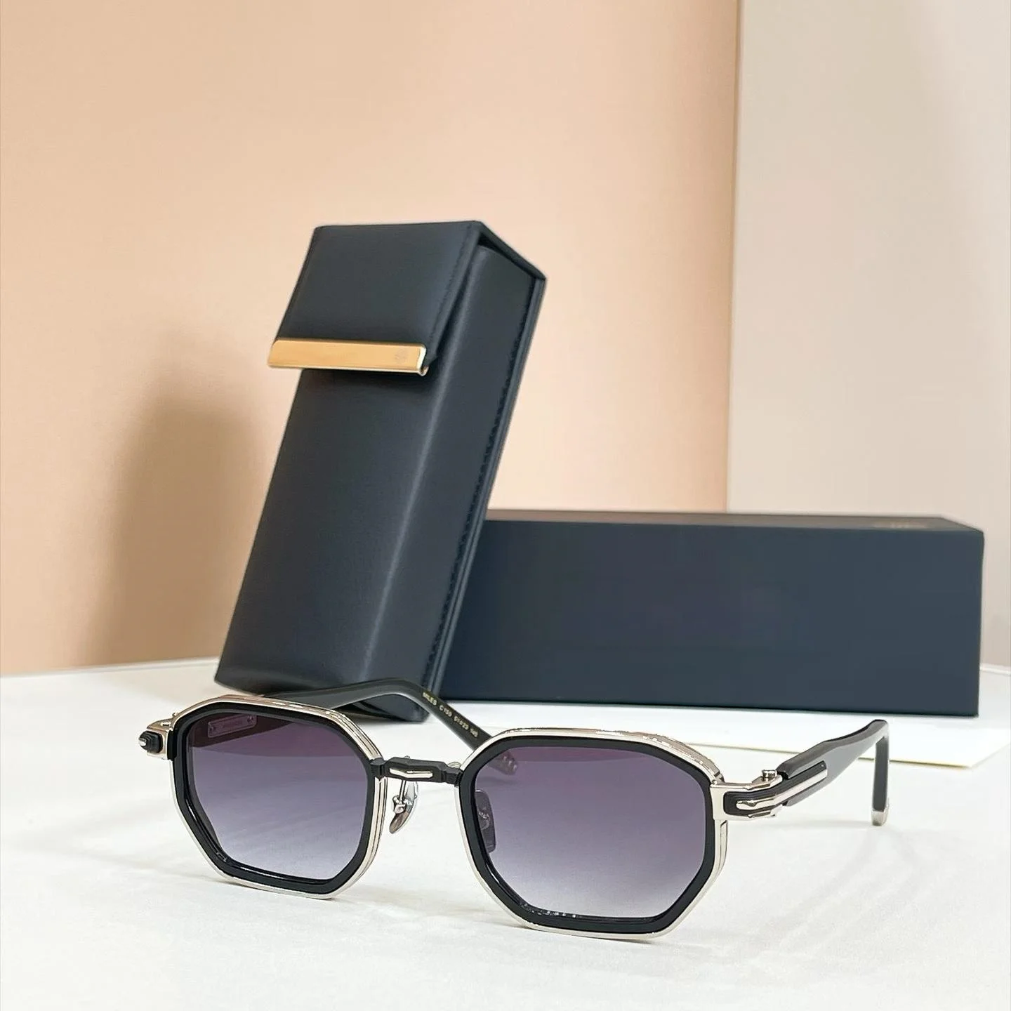Designer Style Trend Fashion Sunglasses Embedded Gasket Square Metal Frame UV400 High Quality Unisex Shades Outdoor Travel