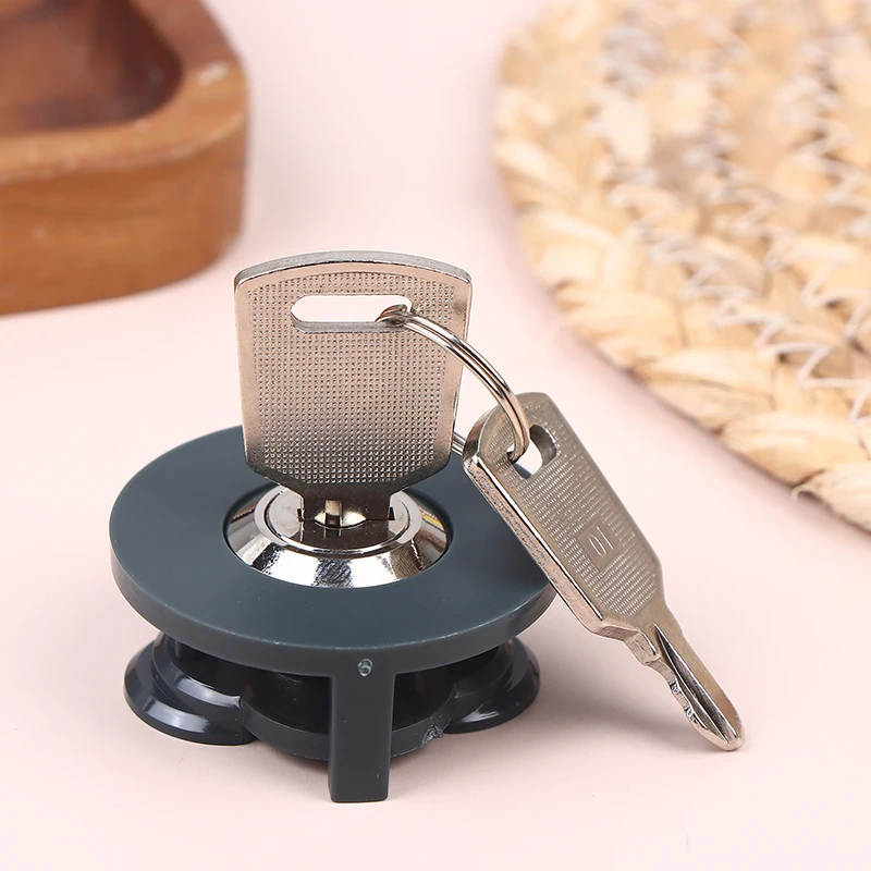 1/2/3Sets Socket Lock With Key Lockable Power Anti-Theft Lock Child For Protection Zinc Alloy Socket Lock Safety Lock