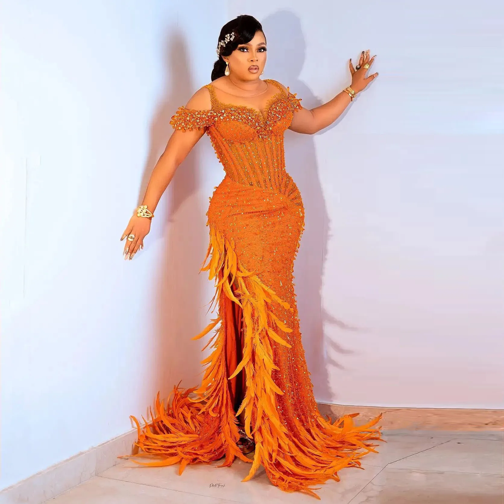 Plus Size African Formal Occasion Dresses Luxury Feathers Beaded Orange Prom Dress Nigerian Aso Ebi Style Party Gown Custom Made