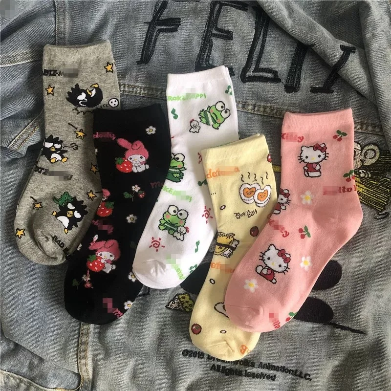 

Sanrio women's socks creative cartoon jacquard socks Hello Kitty ruffled egg mid-calf socks versatile ins college style socks