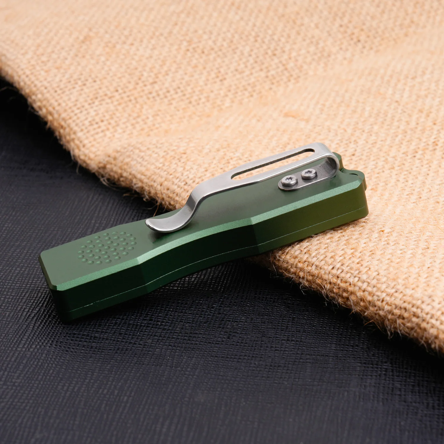 

Multifunctional Aluminum Alloy Knife Outdoor Folding Tool with Sharp Blades Durable Handle for Camping Hiking