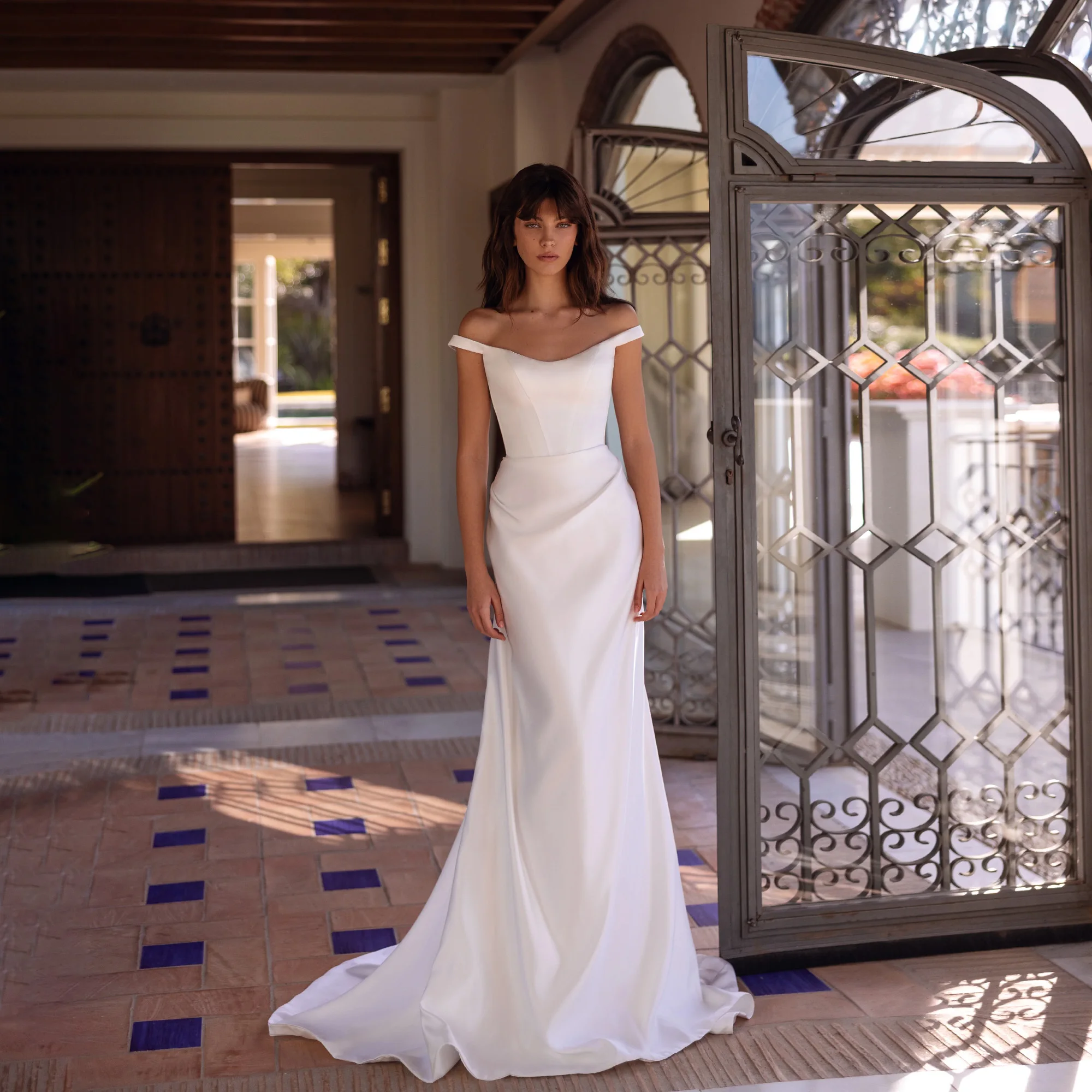 Civil Boat Neck Wedding Dresses Off Shoulder Bride Party Gowns Satin Mermaid Sweep Train Zipper Back Vestido De Noiva Customized