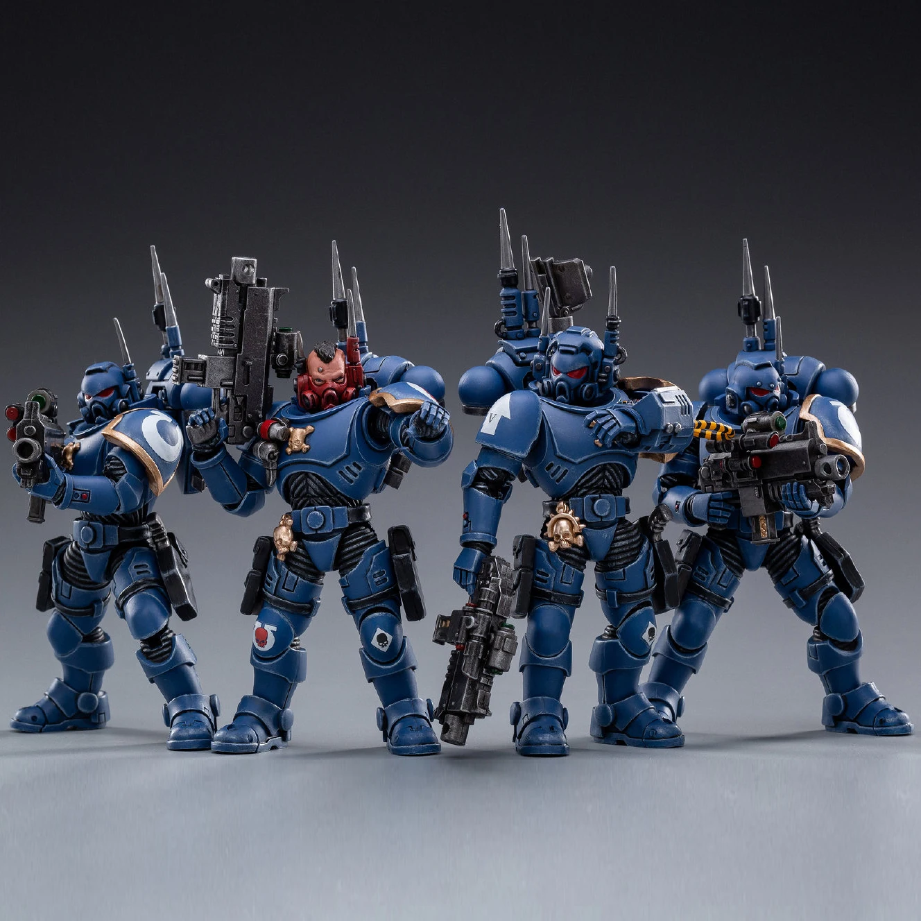 조이 토이 1/18 Warhammer 40k Darktide Ultramarines Incursors 게임 차고 키트 액션 피규어 모델 키트 군인 장난감 할로윈 선물