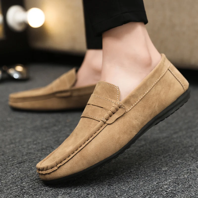 Men's Loafers Lightweight and Breathable Canvas Slip on Lazy Shoes Designer Designed Flat Shoes and Comfortable Driving Shoes
