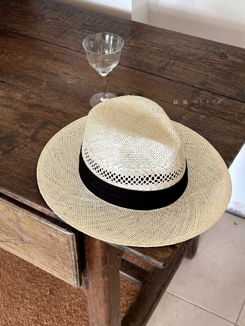 Spring and summer new handmade sisal hollow straw hat daily versatile jazz top outdoor sunshade straw hat