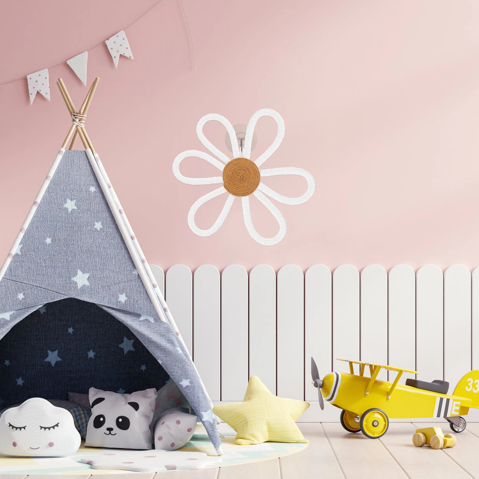 

Woven Daisy Wall Decor Bohemian Style Cotton Rope Flower Pendant Delicate Nursery Room Art Childrens DIY PartyDecoration
