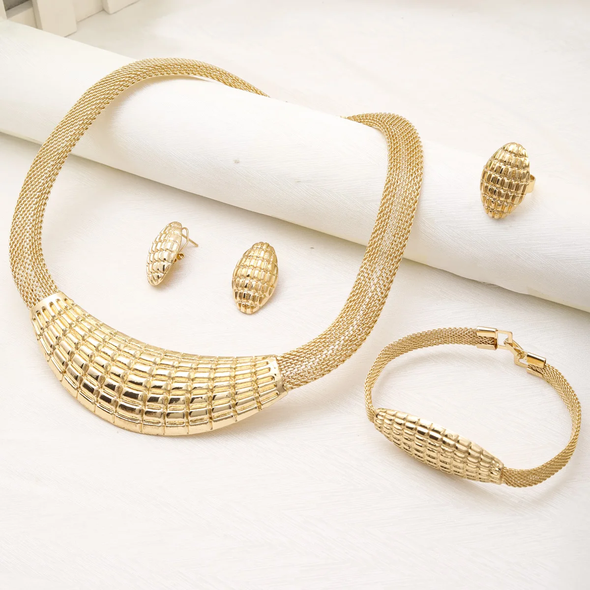 Fashion Jewelry Sets for Women Choker Necklace 18k Gold Plated Luxury Design Bridal Wedding Bracelet Ring Earrings Trend 2025